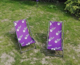 juego publicitario de tumbonas