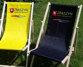 reacción tumbonas publicitarias